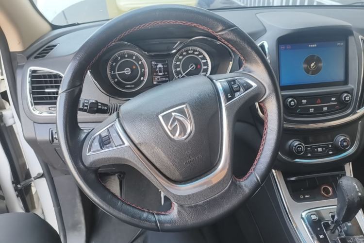 Used Baojun 560 2016 1.8L iAMT Luxury Model Steering Wheel