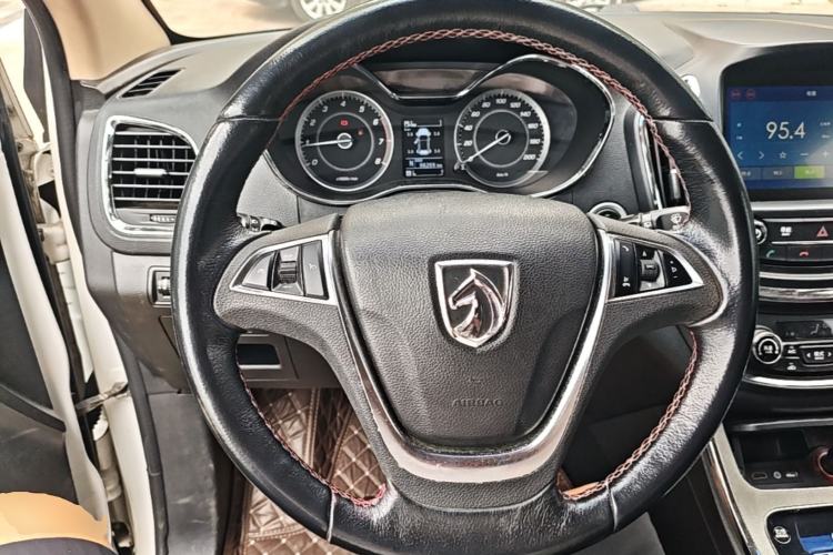 Used Baojun 560 2016 1.8L iAMT Luxury Model Steering Wheel