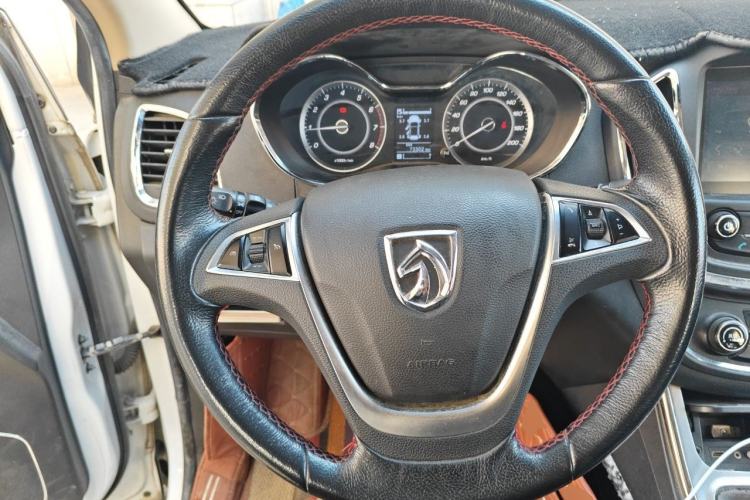 Used Baojun 560 2016 1.8L Manual Luxury Edition Steering Wheel