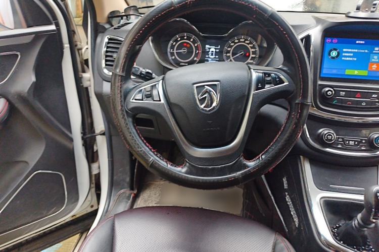 Used Baojun 560 2016 1.5T Manual Luxury Model Steering Wheel