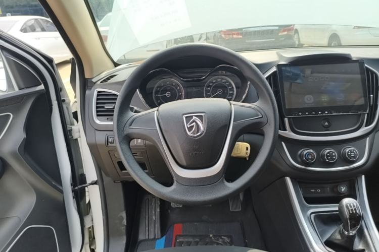 Used Baojun 560 2016 1.8L Manual Value Edition Steering Wheel