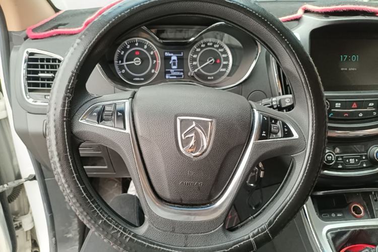 Used Baojun 560 2016 1.5T Manual Elite Edition Steering Wheel