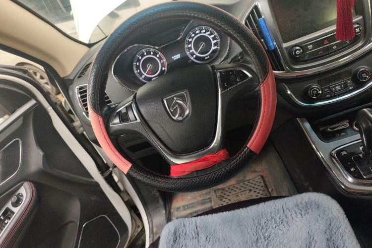 Used Baojun 560 2016 1.8L iAMT Luxury Model Steering Wheel