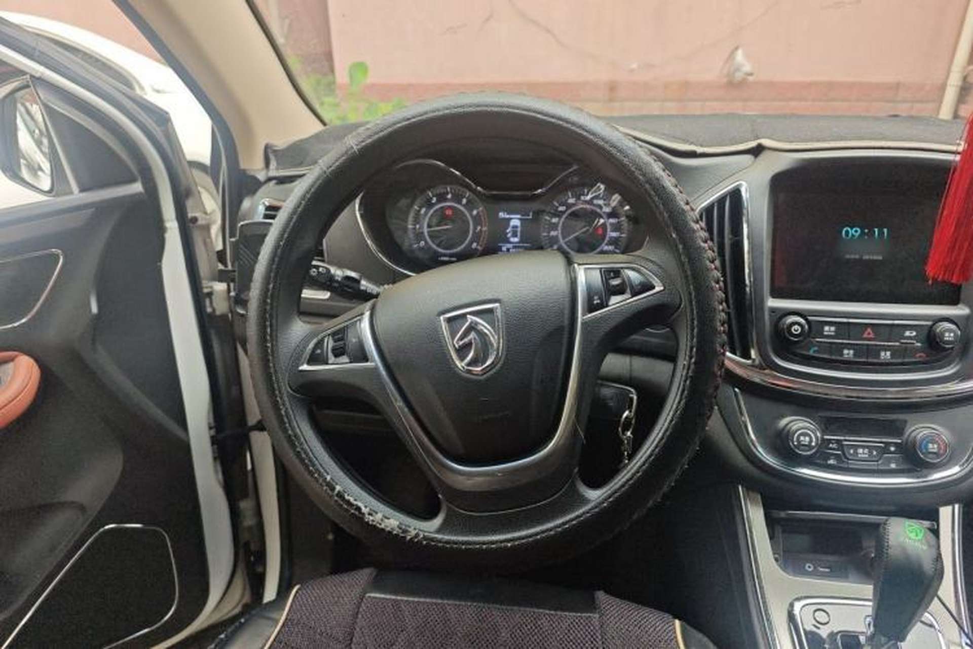 Used Baojun 560 2016 1.8L iAMT Elite Edition Steering Wheel