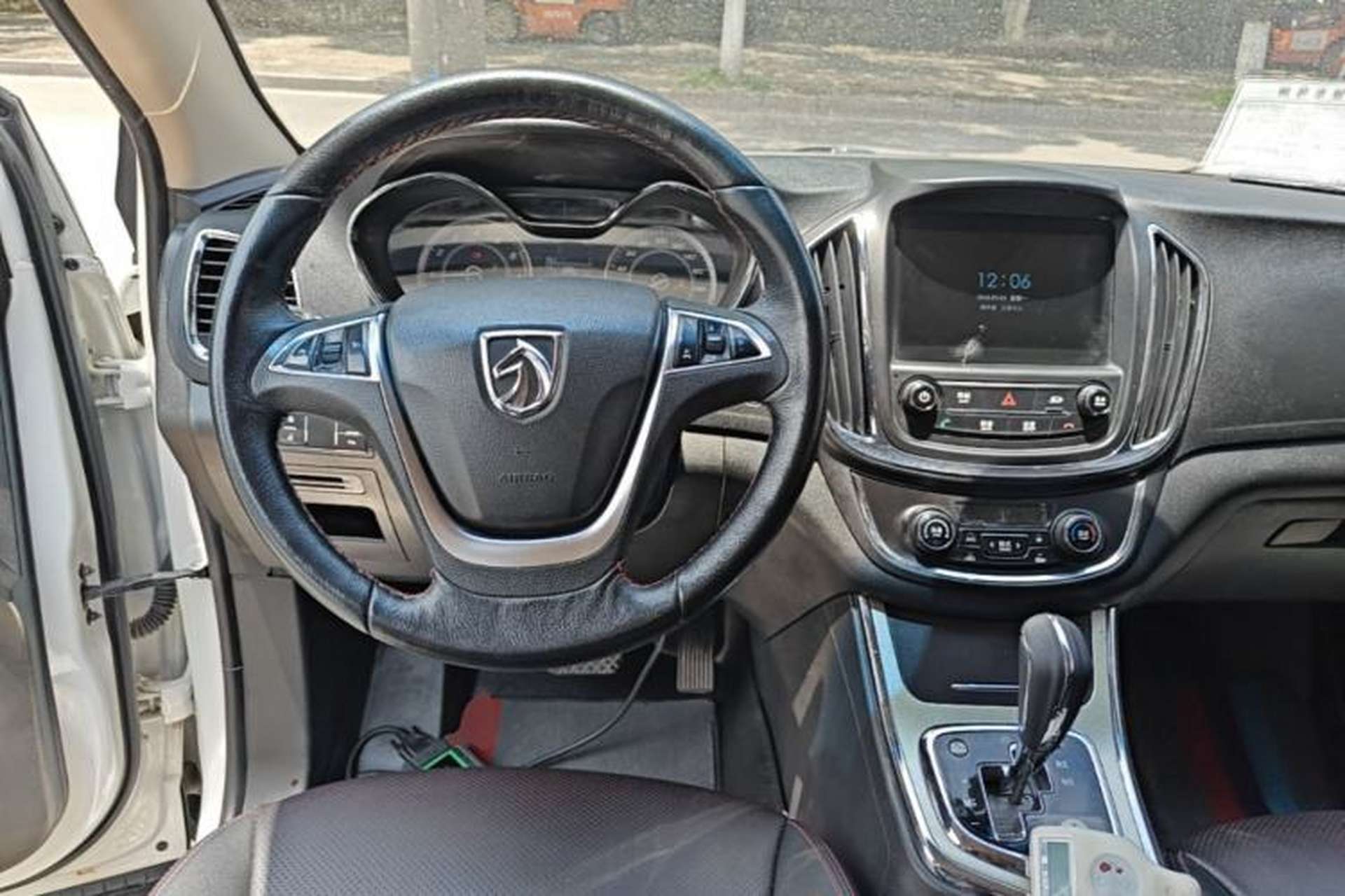 Used Baojun 560 2016 1.8L iAMT Luxury Model Steering Wheel