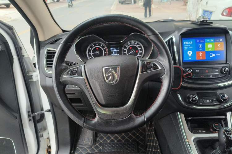 Used Baojun 560 2016 1.5T Manual Luxury Model Steering Wheel