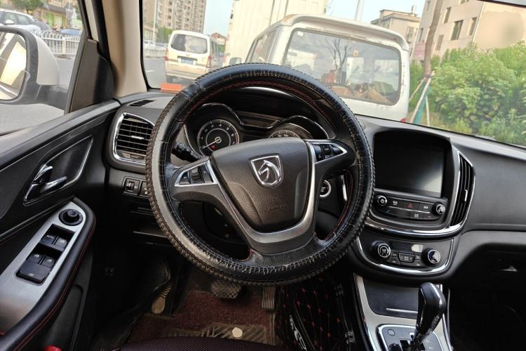 Used Baojun 560 2016 1.8L iAMT Luxury Model Steering Wheel