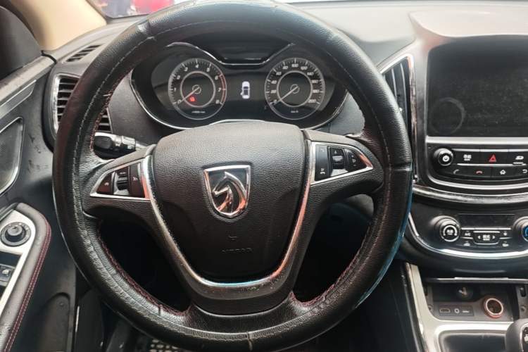Used Baojun 560 2016 1.8L Manual Luxury Edition Steering Wheel