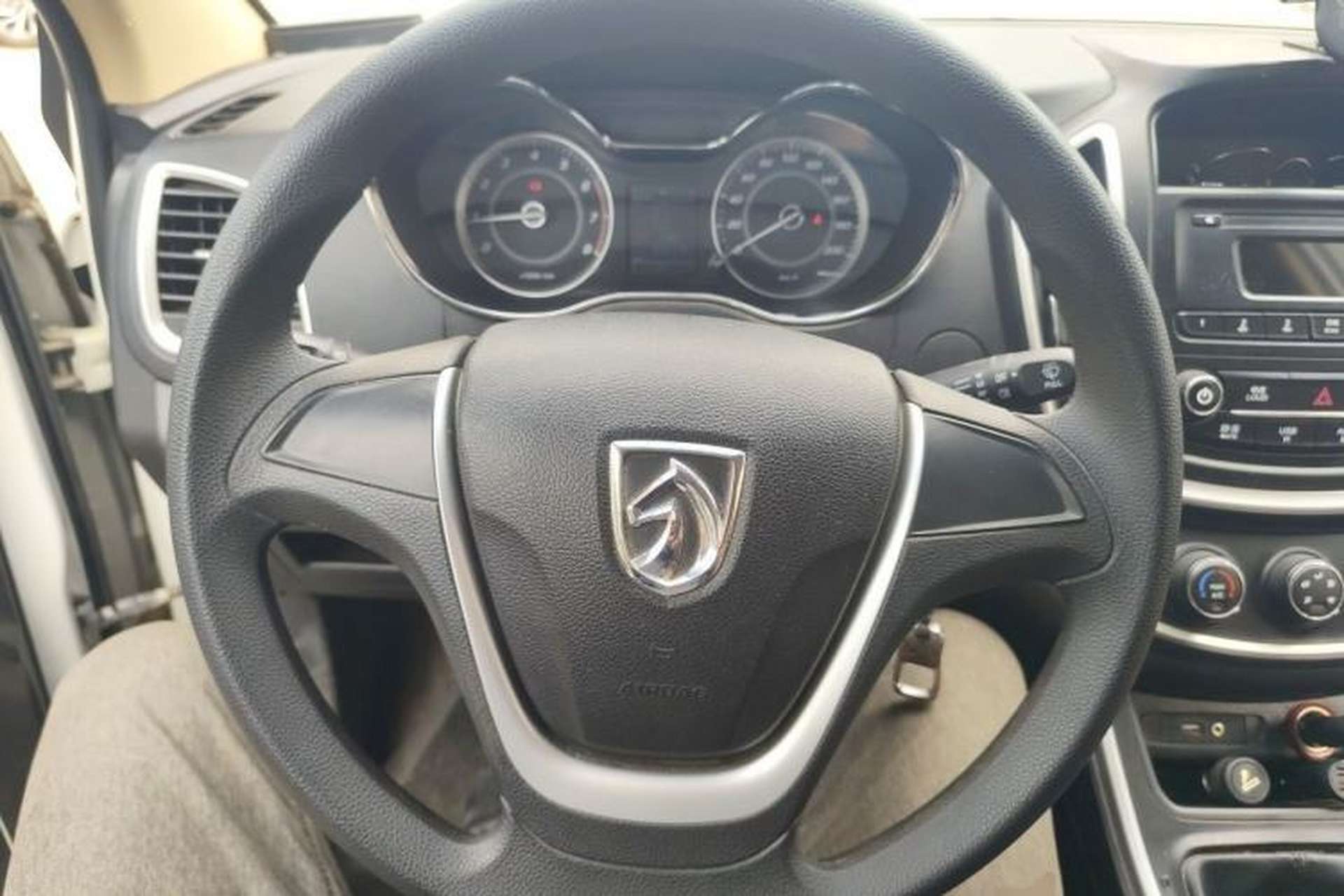 Used Baojun 560 2016 1.8L Manual Value Edition Steering Wheel