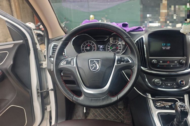 Used Baojun 560 2016 1.5T Manual Luxury Model Steering Wheel