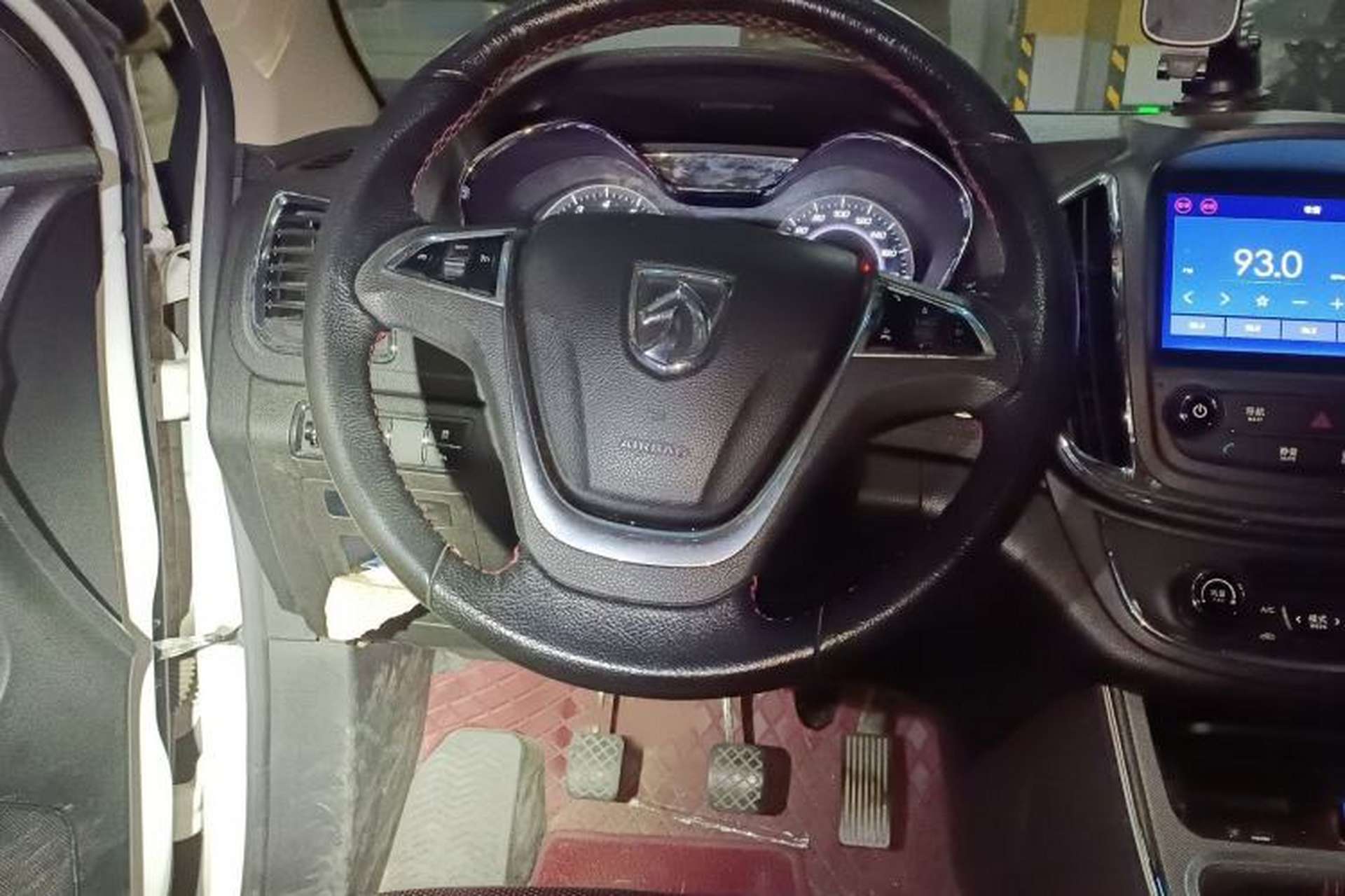 Used Baojun 560 2016 1.5T Manual Luxury Model Steering Wheel