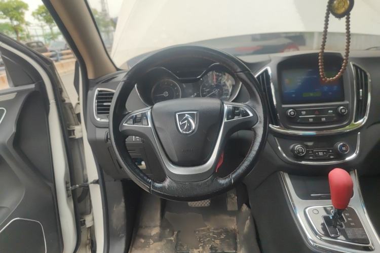 Used Baojun 560 2016 1.8L iAMT Luxury Model Steering Wheel