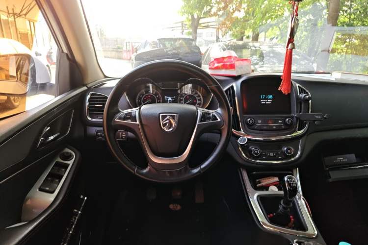 Used Baojun 560 2016 1.8L Manual Luxury Edition Steering Wheel