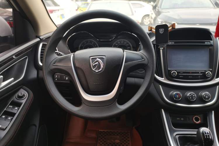 Used Baojun 560 2016 1.8L Manual Value Edition Steering Wheel