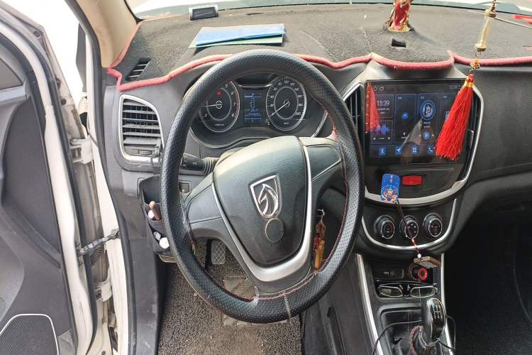 Used Baojun 560 2016 1.8L Manual Value Edition Steering Wheel