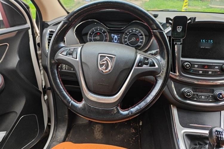 Used Baojun 560 2016 1.5T Manual Luxury Model Steering Wheel