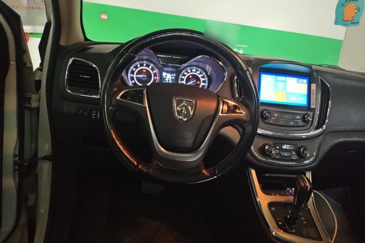 Used Baojun 560 2016 1.8L iAMT Luxury Model Steering Wheel