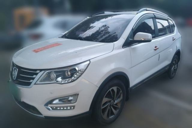 Used Baojun 560 2016 1.8L Manual Luxury Edition