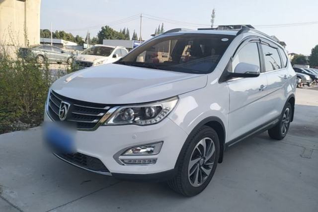 Used Baojun 560 2016 1.8L Manual Luxury Edition