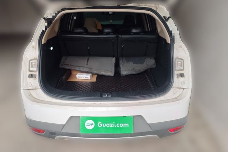 Used Baojun 560 2016 1.8L Manual Value Edition Trunk