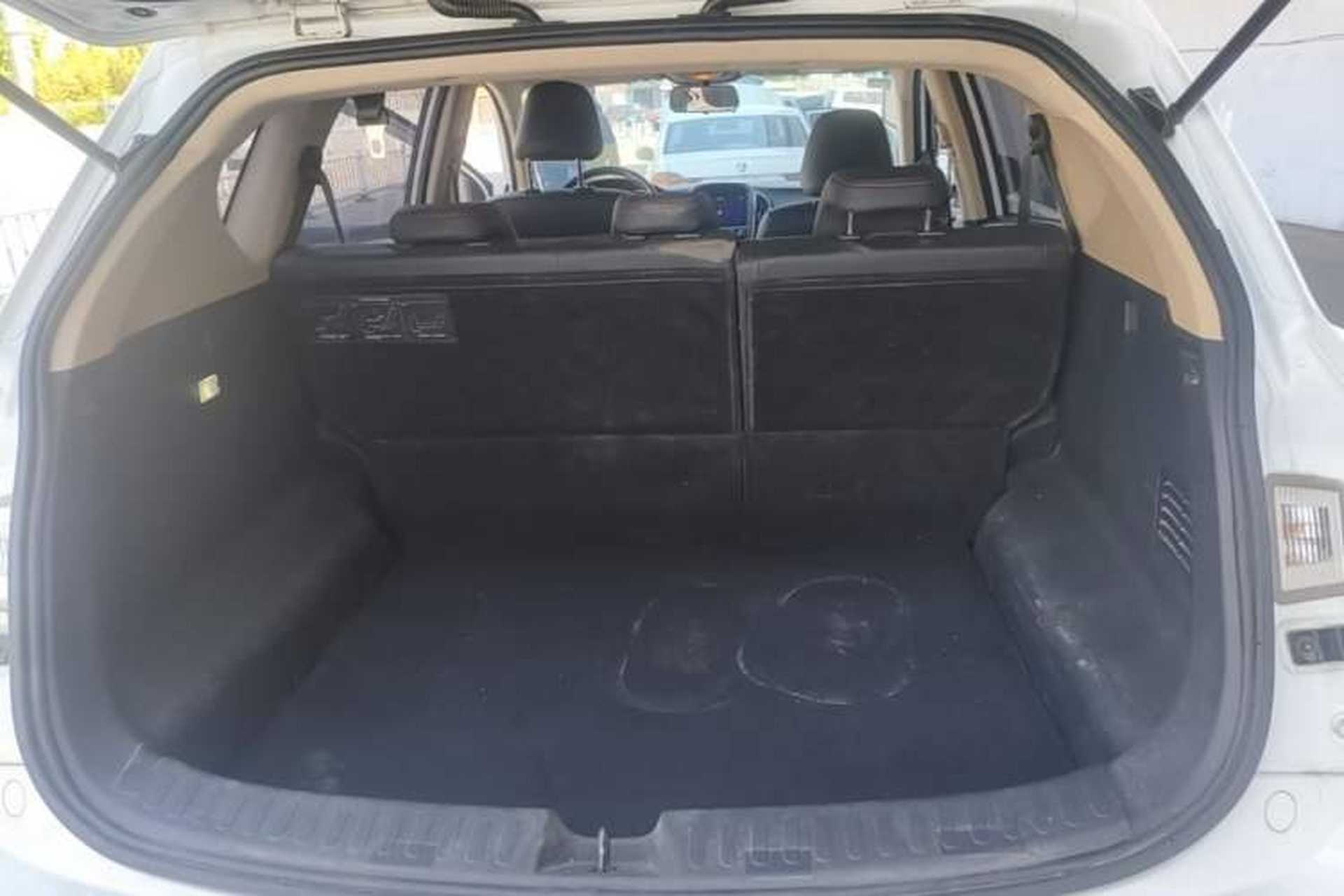 Used Baojun 560 2016 1.8L iAMT Luxury Model Trunk