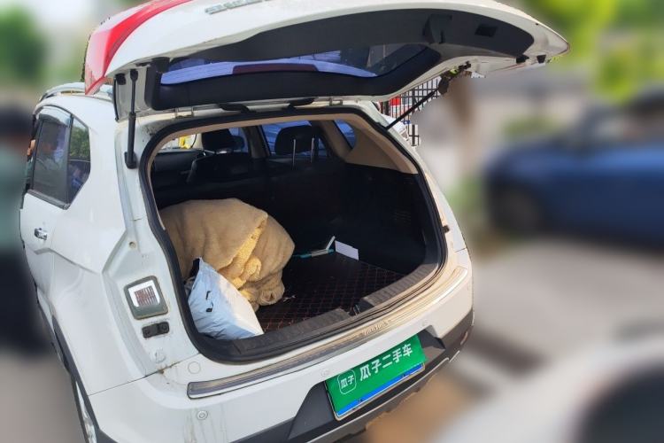 Used Baojun 560 2016 1.8L iAMT Elite Edition Trunk