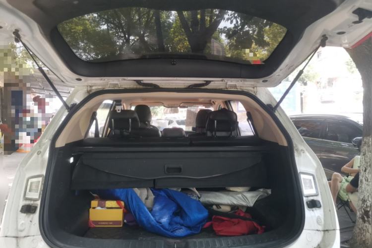 Used Baojun 560 2016 1.8L Manual Luxury Edition Trunk