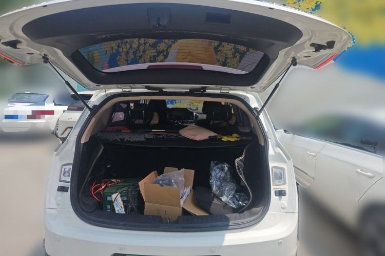 Used Baojun 560 2016 1.8L iAMT Luxury Model Trunk
