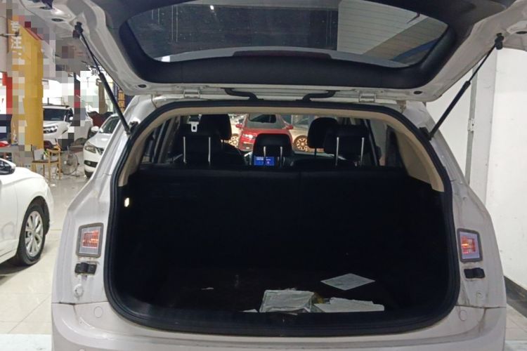 Used Baojun 560 2016 1.8L iAMT Elite Edition Trunk