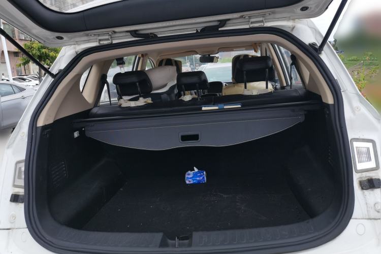 Used Baojun 560 2016 1.8L Manual Elite Edition Trunk