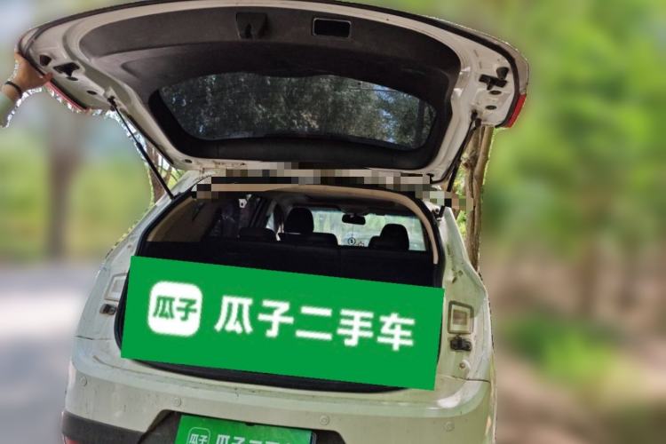 Used Baojun 560 2016 1.8L iAMT Luxury Model Trunk