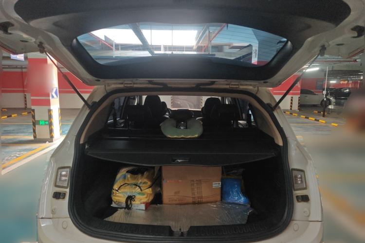Used Baojun 560 2016 1.5T Manual Luxury Model Trunk