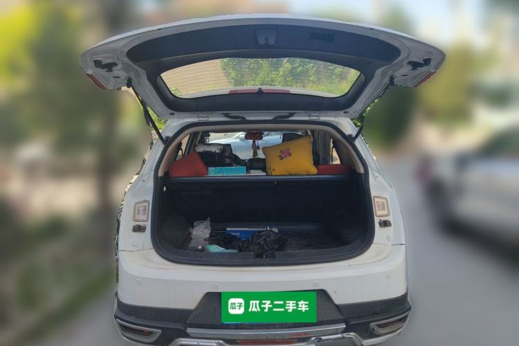 Used Baojun 560 2016 1.8L Manual Luxury Edition Trunk
