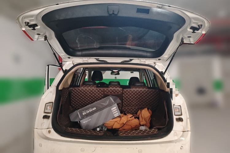 Used Baojun 560 2016 1.8L iAMT Luxury Model Trunk