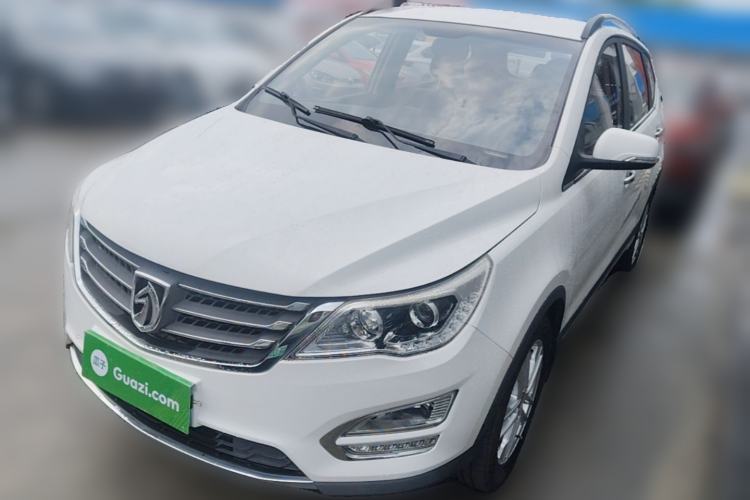 Ojetý Baojun 560 2016 1.5T Manual Elite Edition Guazi used car, China used car export, Used car for sale, Used  cars, Cheapest cars for sale