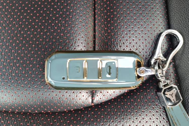 Used Baojun 560 2016 1.8L iAMT Luxury Model Vehicle Key