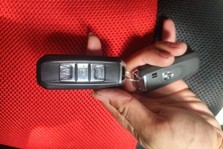 Used Baojun 560 2016 1.8L iAMT Luxury Model Vehicle Key
