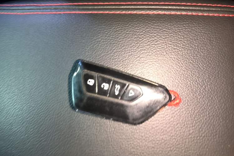 Used Baojun 560 2016 1.8L iAMT Luxury Model Vehicle Key