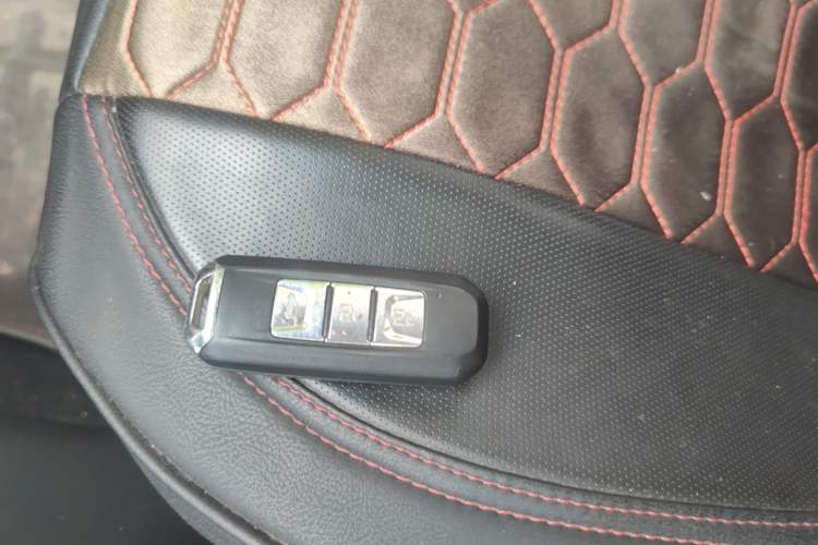 Used Baojun 560 2016 1.8L iAMT Luxury Model Vehicle Key
