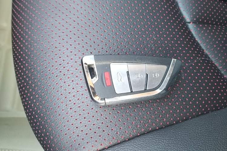 Used Baojun 560 2016 1.8L Manual Luxury Edition Vehicle Key