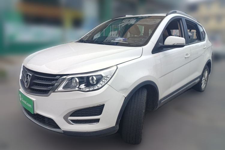 Used Baojun 560 2016 1.8L Manual Value Edition Guazi used car, China used car export, Used car for sale, Used cars, Cheapest cars for sale