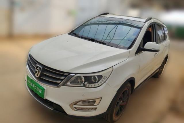 Used Baojun 560 2016 1.8L Manual Luxury Edition