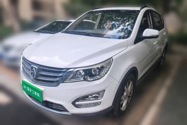 Used Baojun 560 2016 1.8L Manual Comfort Edition