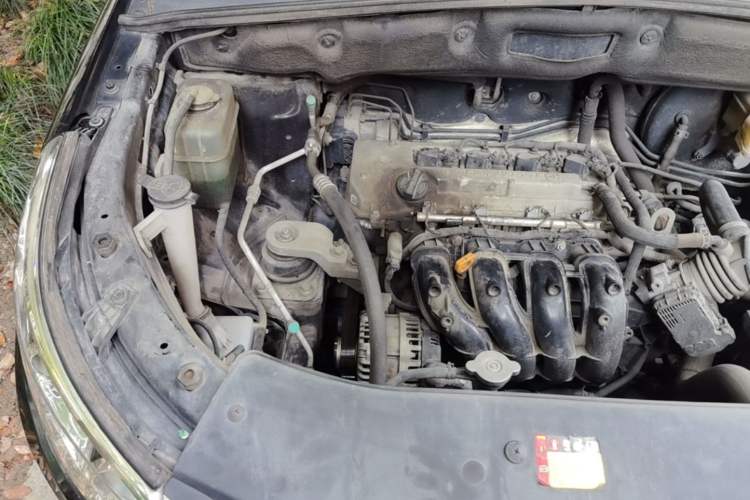 Used Baojun 560 2017 1.8L iAMT Comfort Model Engine Bay Right