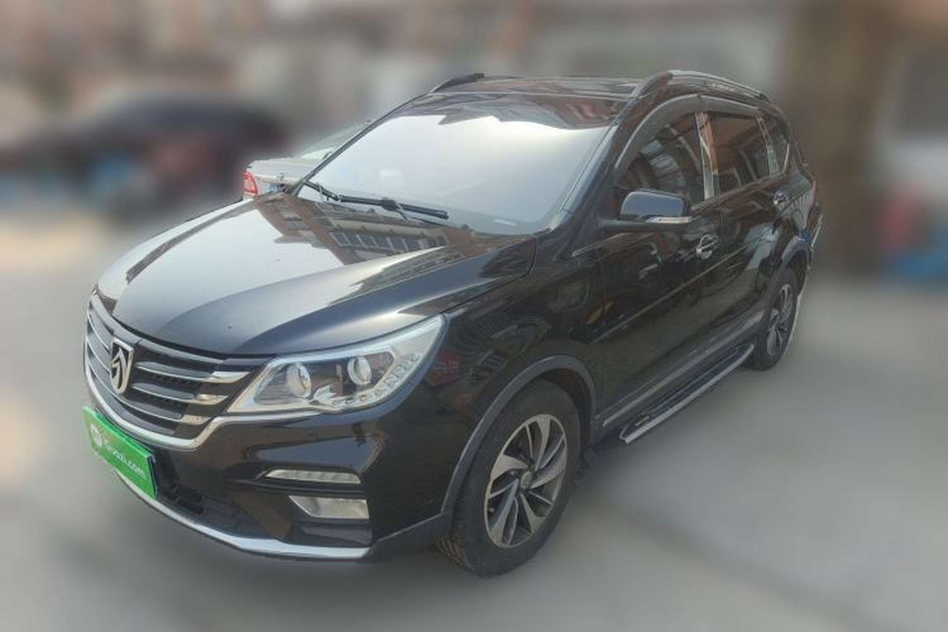 Used Baojun 560 2017 Rhythmic Edition 1.5T Manual Enjoyment Model Front Left 45 Deg