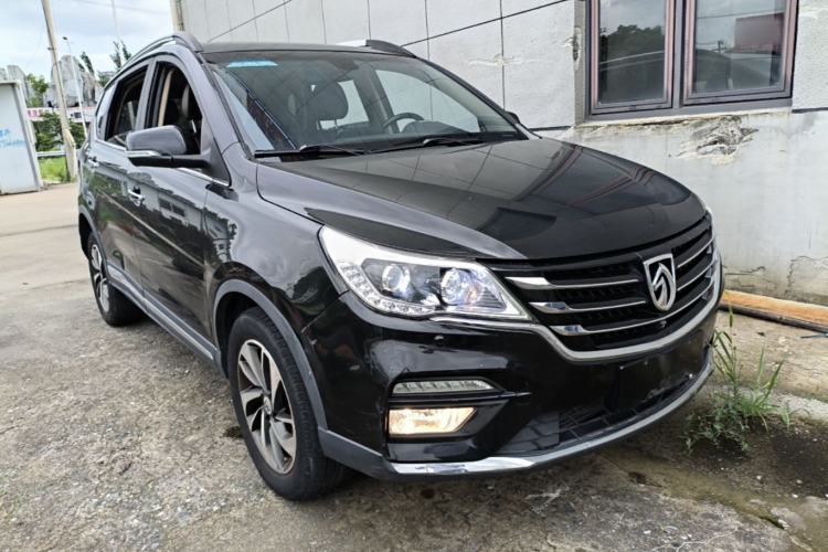 Used Baojun 560 2017 1.5T DCT Flagship Model Front Right 45 Deg