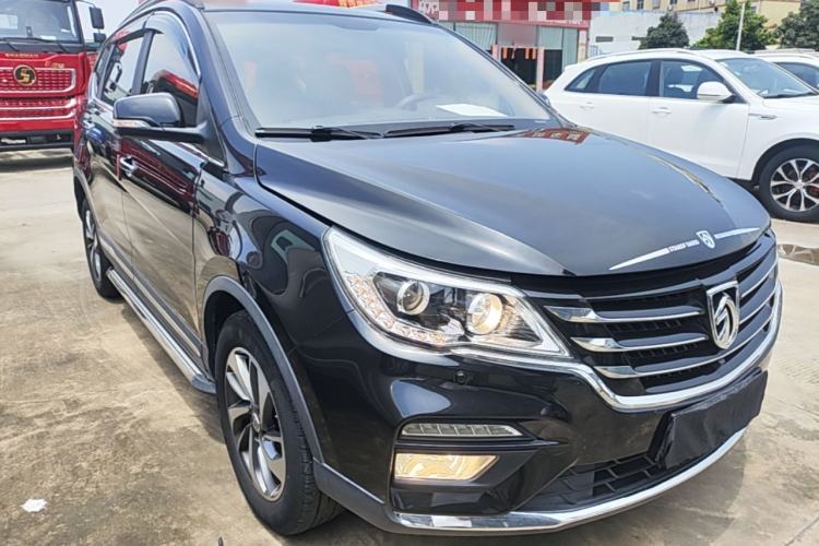 Used Baojun 560 2017 Rhythmic Edition 1.8L iAMT Prestige Model Front Right 45 Deg
