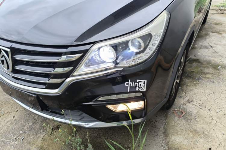 Used Baojun 560 2017 1.5T DCT Flagship Model Left Front Headlight