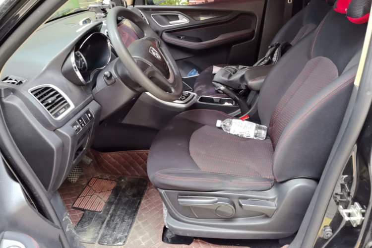Used Baojun 560 2017 1.8L iAMT Comfort Model Left Front Seat