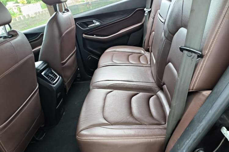 Used Baojun 560 2017 1.5T DCT Flagship Model Left Rear Seat